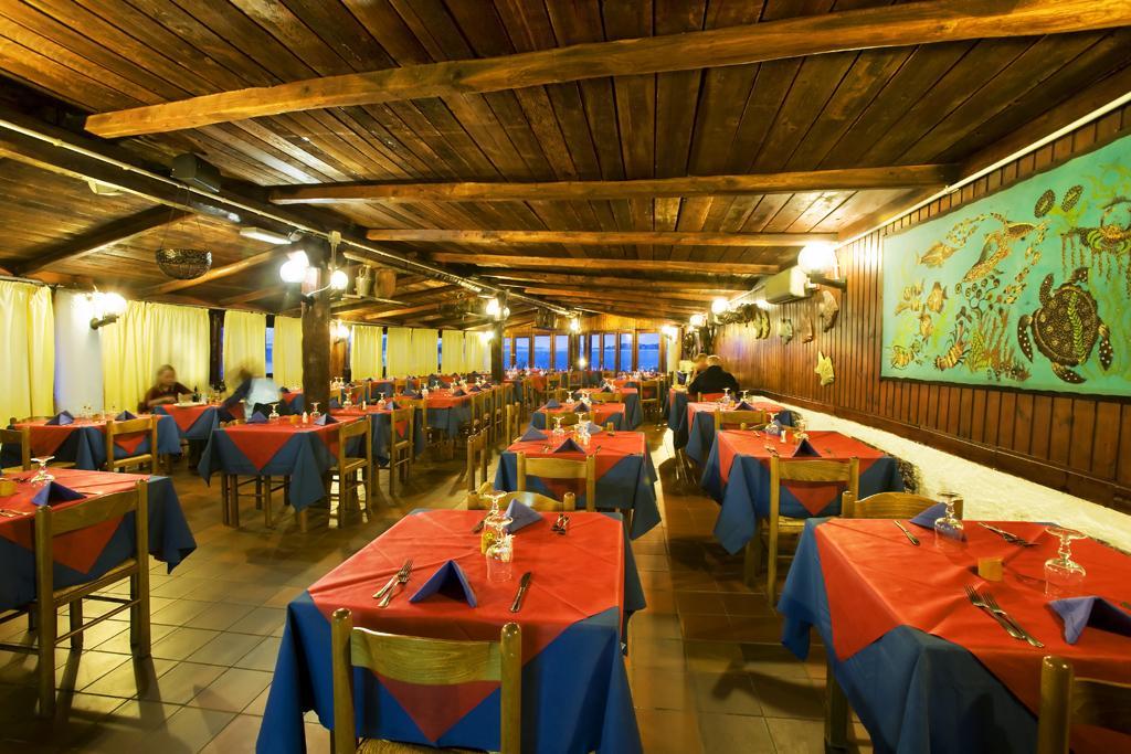 Camping Acapulco Hotel Palau Exterior foto