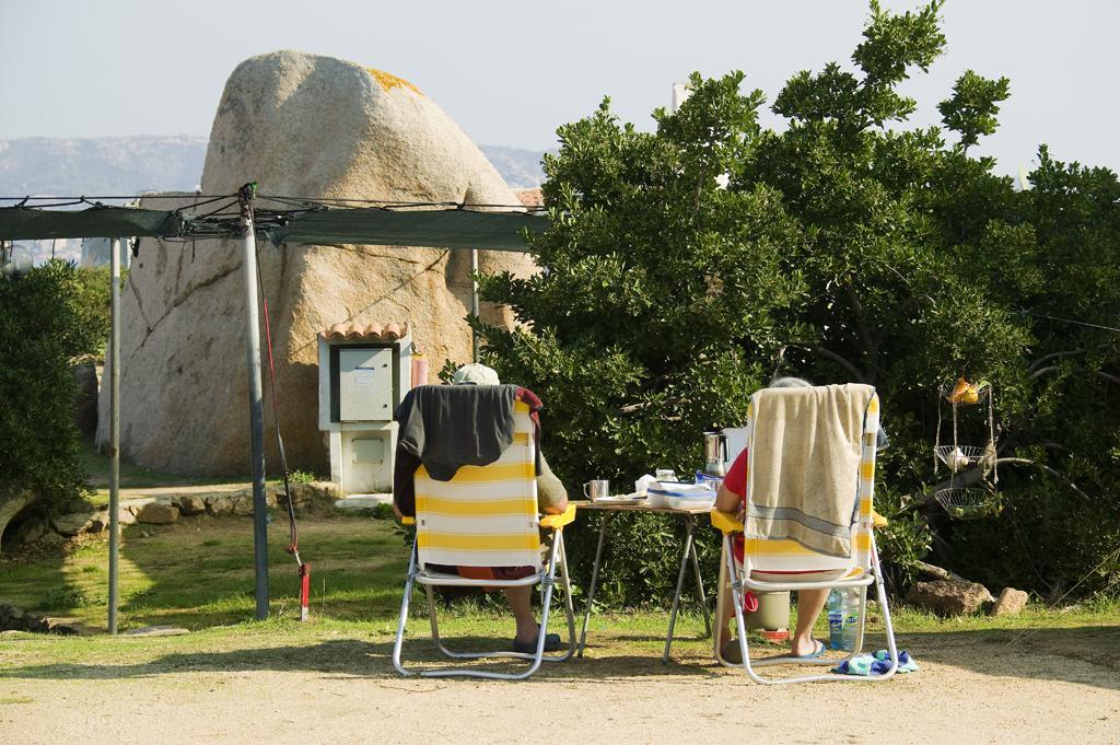 Camping Acapulco Hotel Palau Exterior foto